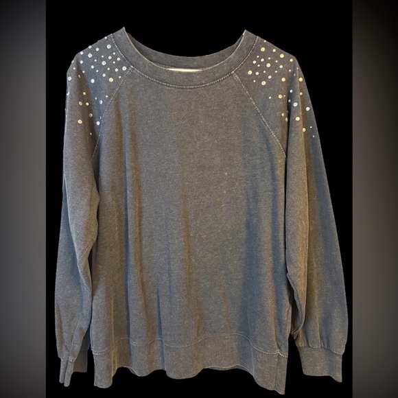 Maurices Tops - Maurice’s Gray Sweatshirt with Studded Shoulders Women’s Lathe